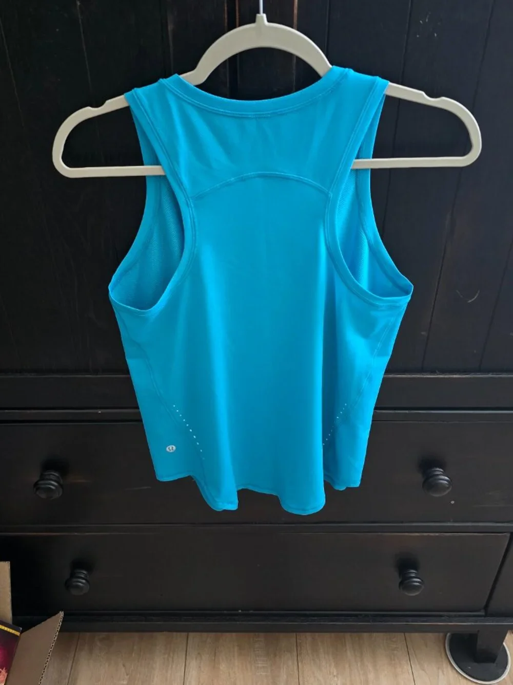 Lululemon Lightweight Running Tank Top Blue size 6 EUC